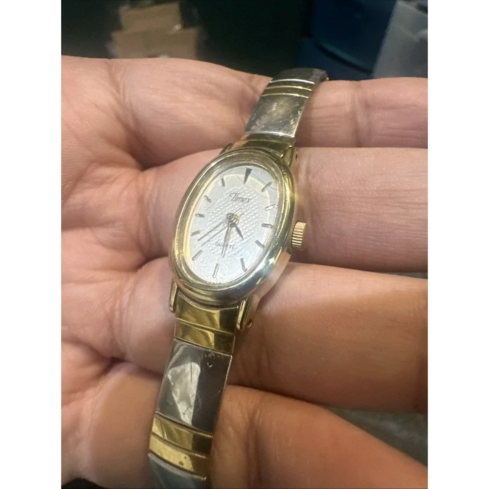Works Vintage Timex Cavatina Quartz Two Tone Ladies Watch Stretch 18mm Fit 7.5